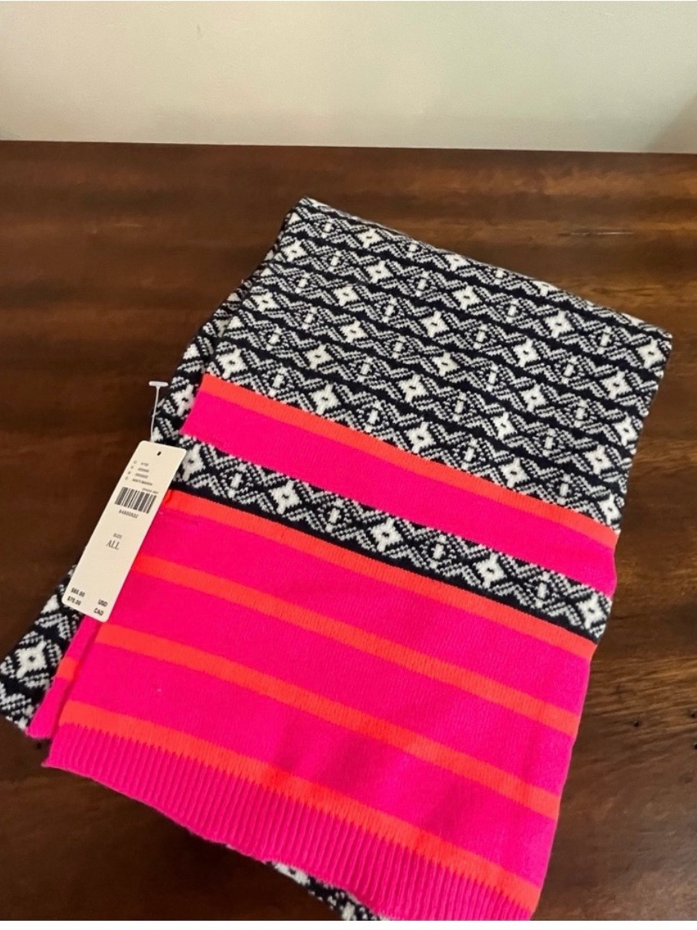 NWT Anthropologie Abstract Knit Scarf